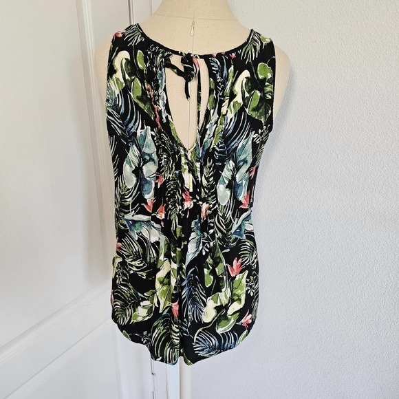 Sanctuary Black Floral Motif Tank Size L - Picture 3 of 6